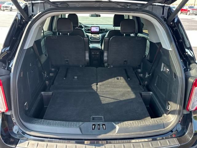 Certified 2023 Ford Explorer XLT w/ Equipment Group 202A image 19