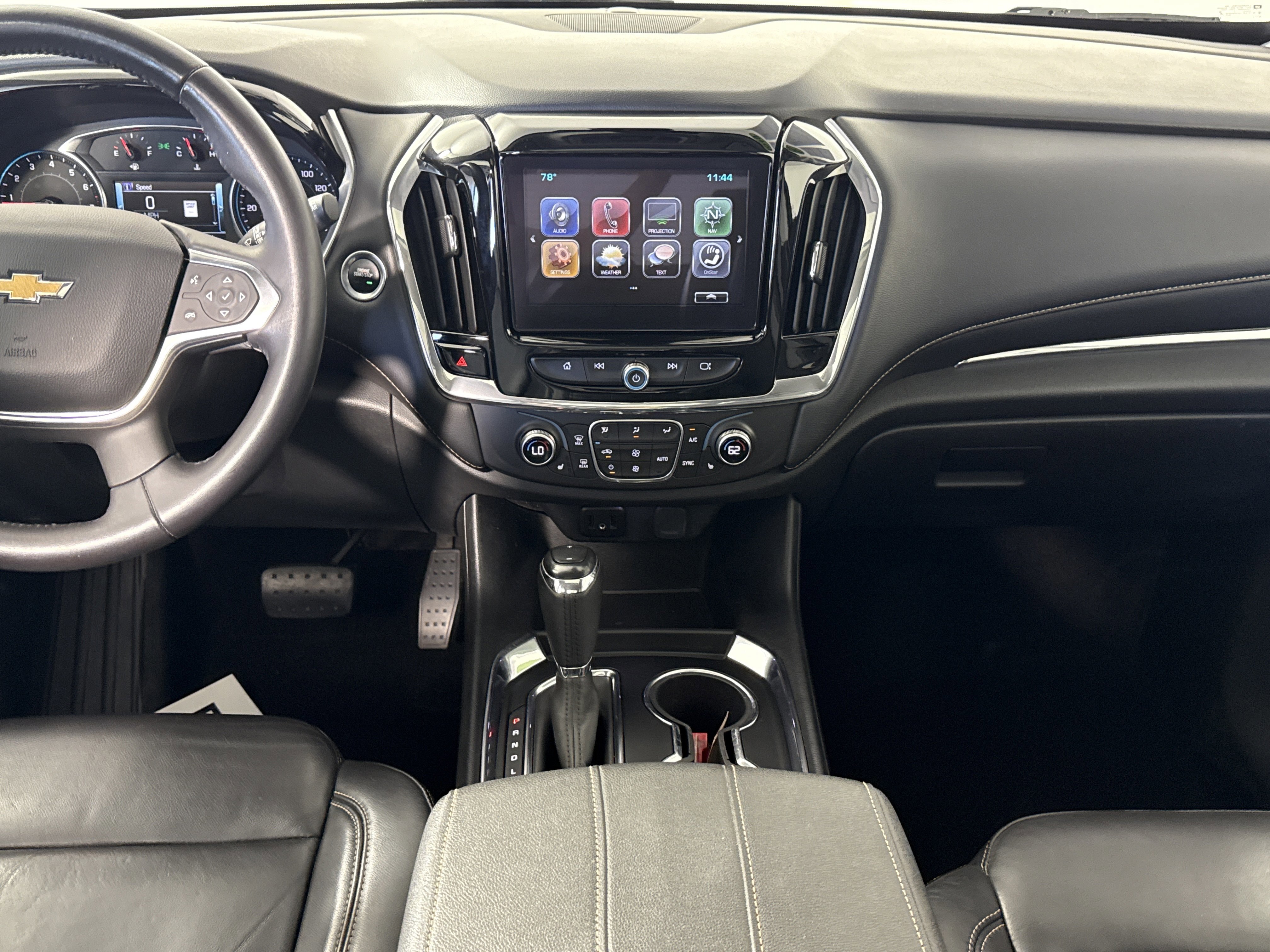 Used 2018 Chevrolet Traverse LT image 12