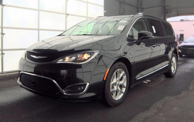 Used 2019 Chrysler Pacifica Touring-L Plus w/ Advanced Safetytec Group