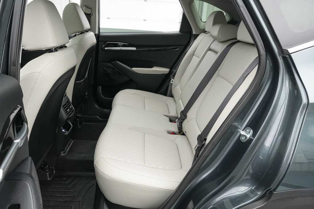 Used 2023 Kia Seltos EX AWD/4WD image 19