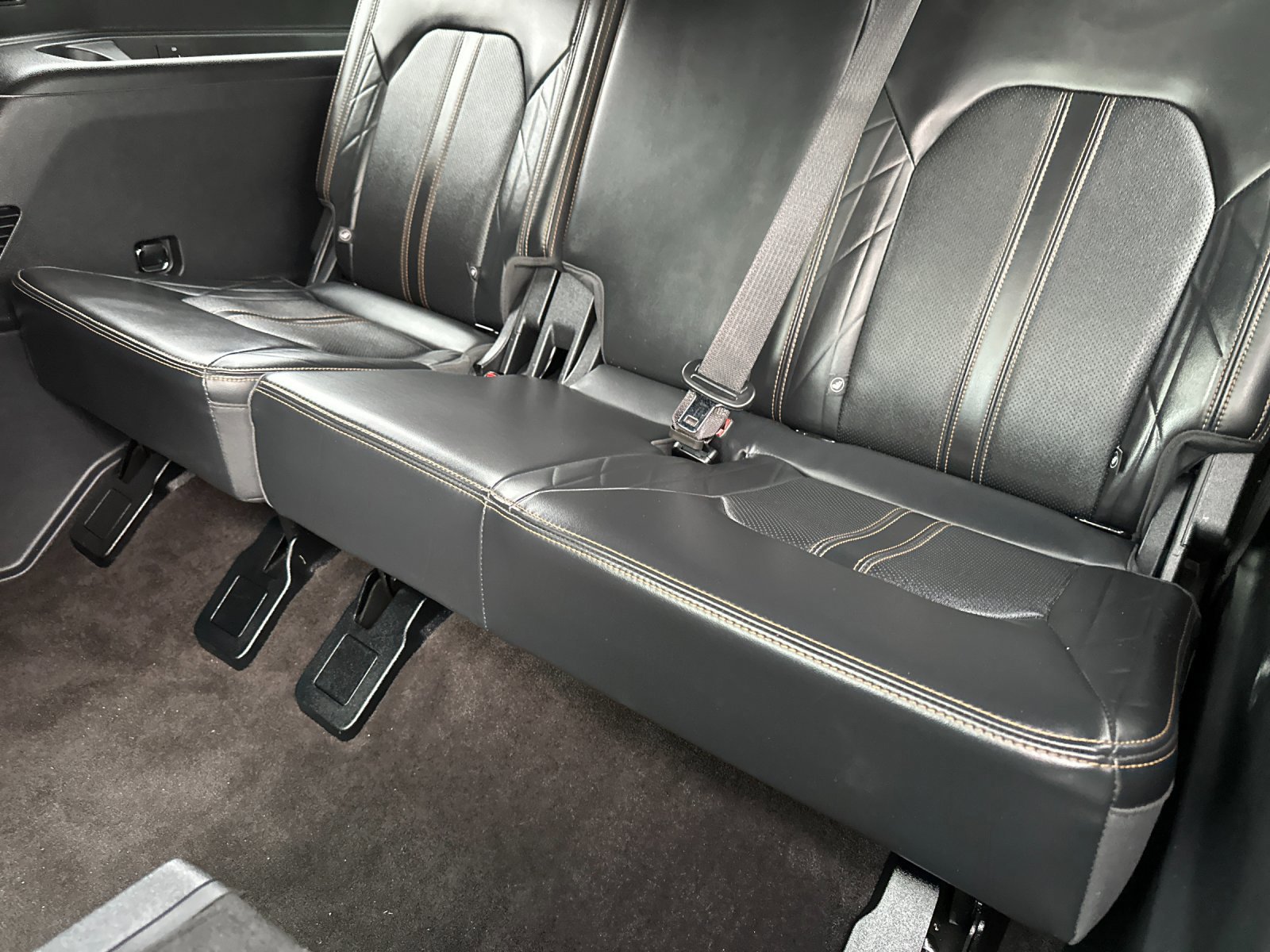 Certified 2022 Ford Expedition Max Platinum image 16