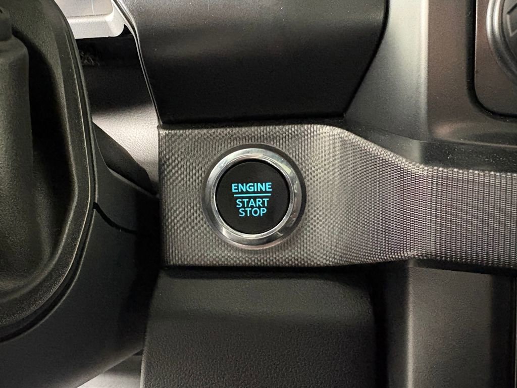 Certified 2025 Ford F350 Platinum image 23