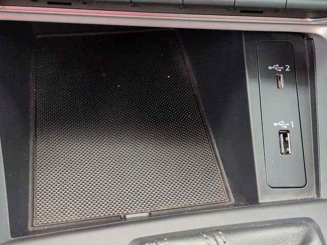 Used 2020 Audi Q3 2.0T Premium w/ Convenience Package image 28