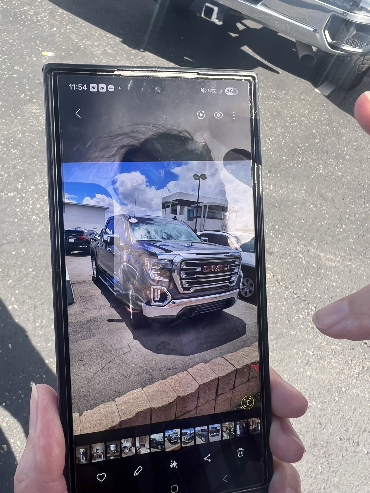 Used 2019 GMC Sierra 1500 SLT w/ SLT Premium Plus Package image 2