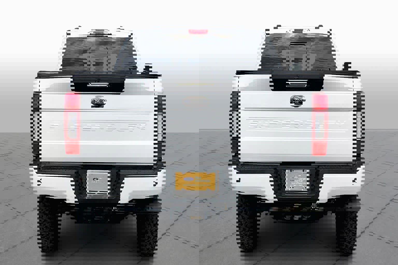 Certified 2022 Ford F250 Lariat w/ Tremor Off-Road Package image 5