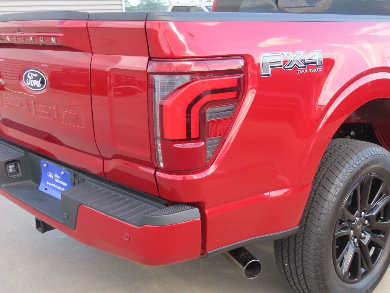 Certified 2025 Ford F150 Platinum w/ Equipment Group 702A High AWD/4WD image 10