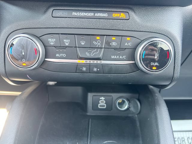 Certified 2025 Ford Escape ST-Line FWD image 19