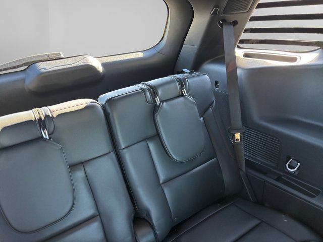 Certified 2025 Ford Explorer ST AWD/4WD image 15
