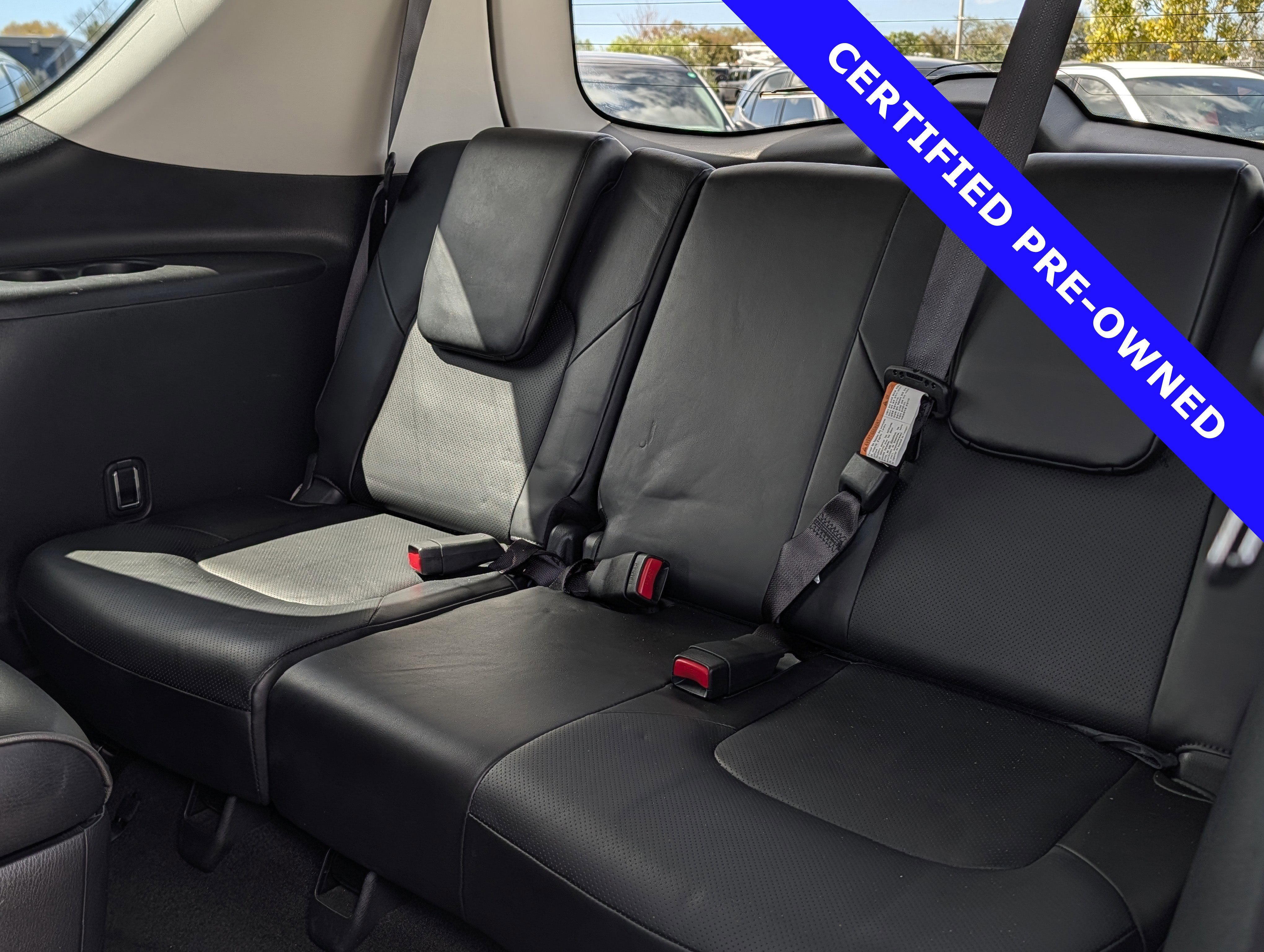 Used 2021 INFINITI QX80 Luxe image 16