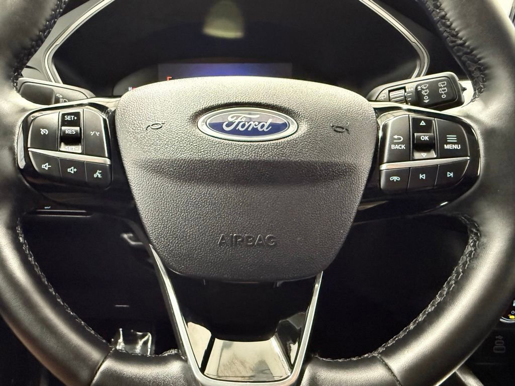 Certified 2025 Ford Escape Active AWD/4WD image 44