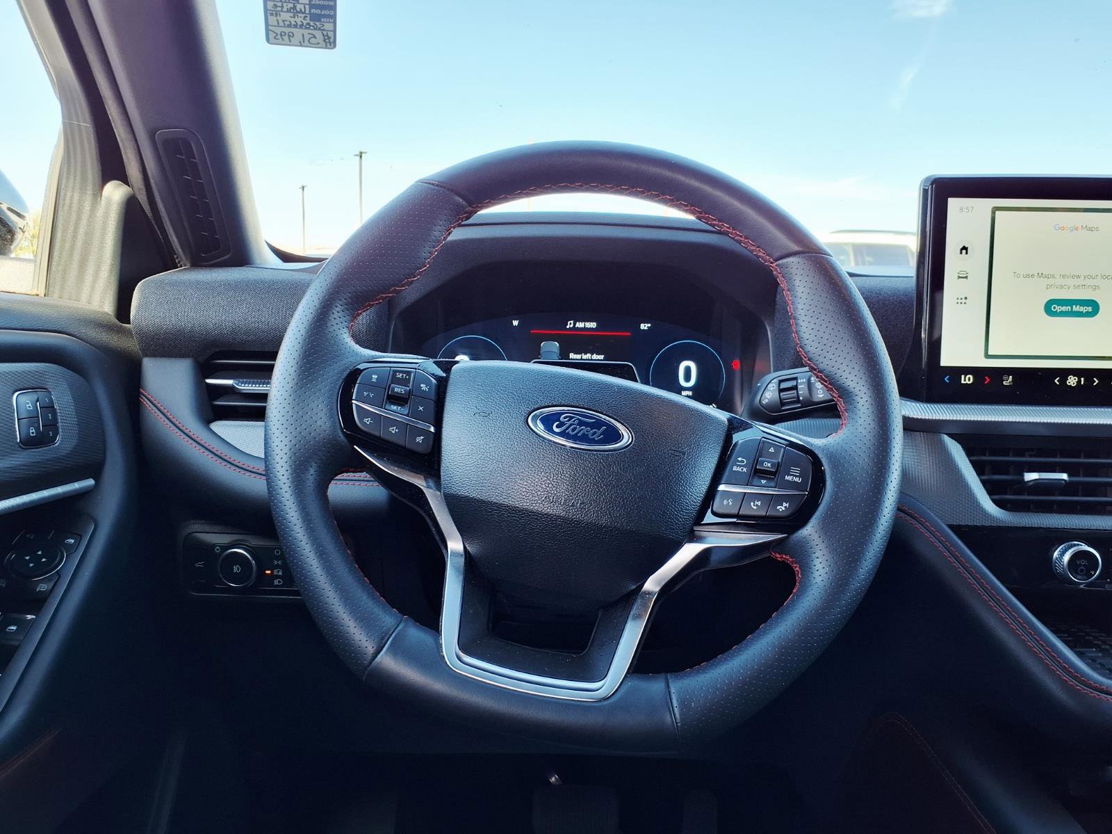 Certified 2025 Ford Explorer ST-Line w/ Premium Package AWD/4WD image 20
