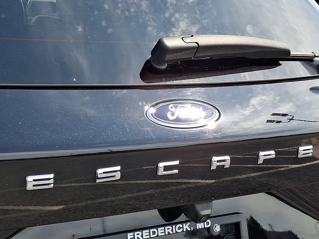 Certified 2024 Ford Escape ST-Line Select w/ Tech Pack #2 AWD/4WD image 33