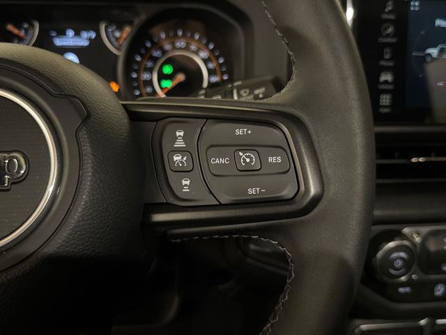 Used 2025 Jeep Wrangler Unlimited Sport AWD/4WD image 19