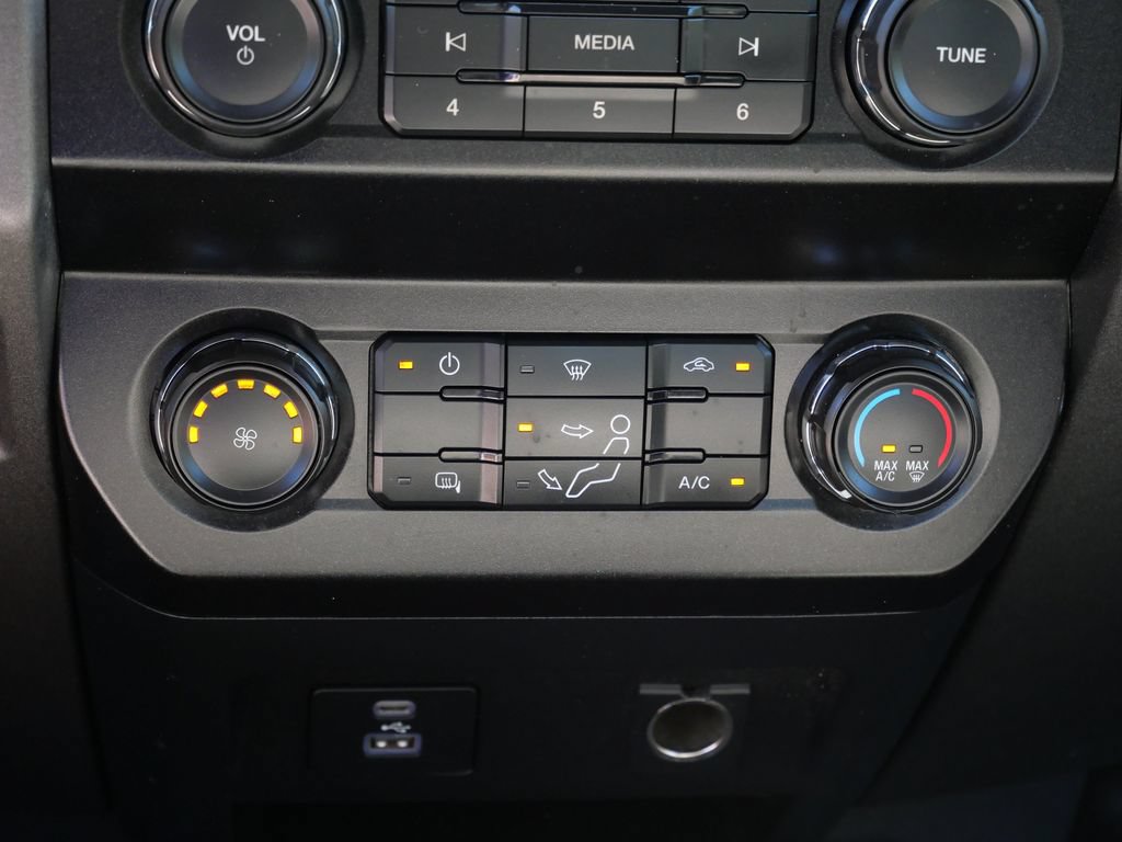 Certified 2022 Ford F350 XL w/ Power Equipment Group AWD/4WD image 23