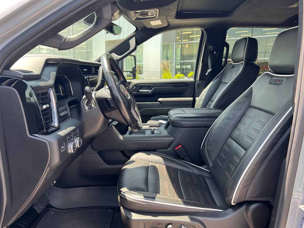 Used 2024 GMC Sierra 2500 AT4X AWD/4WD image 10