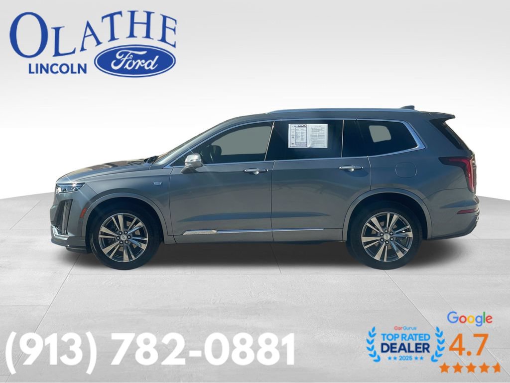 Used 2022 Cadillac XT6 Premium Luxury w/ Platinum Package AWD/4WD image 2