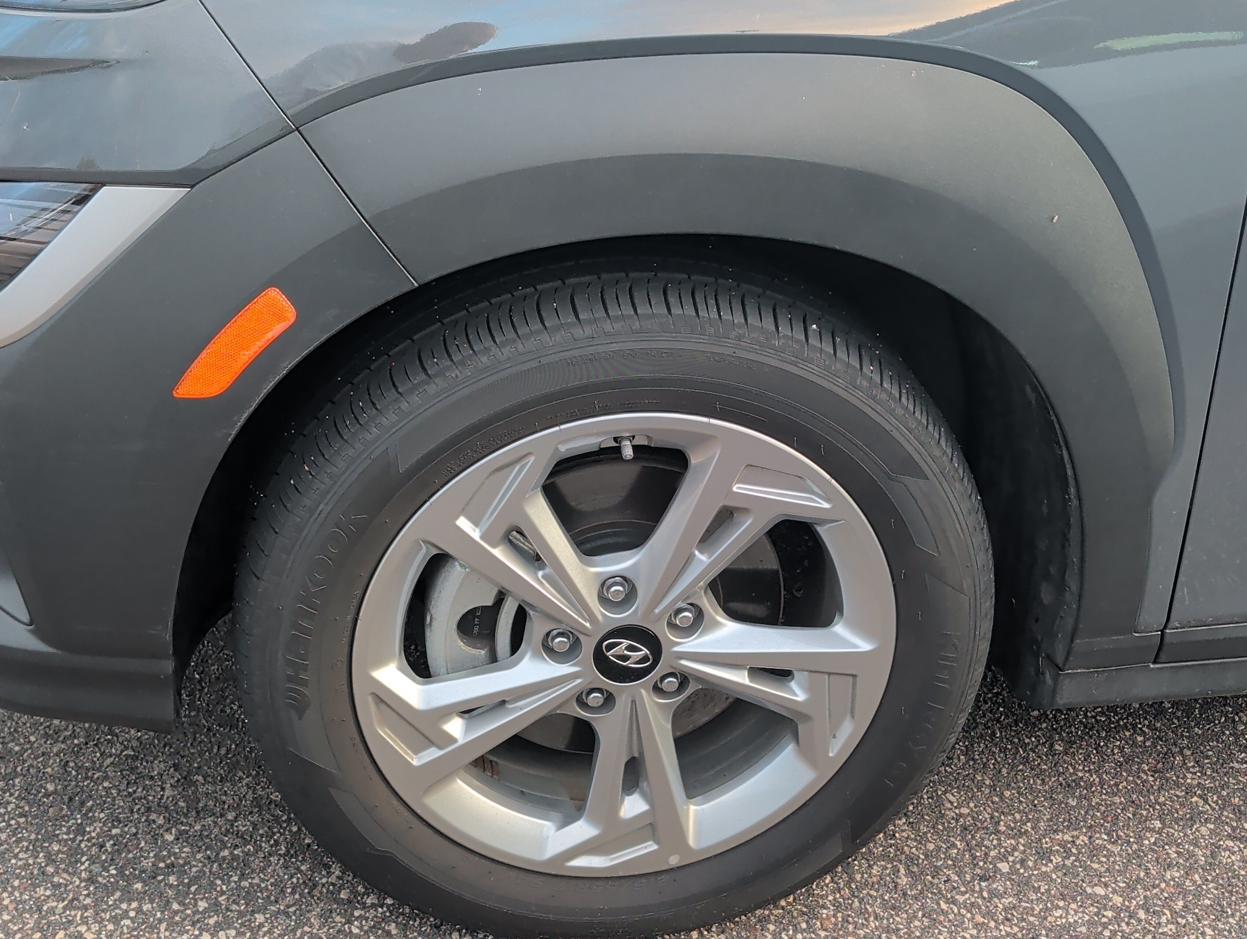 Used 2023 Hyundai Kona SEL w/ Convenience Package AWD/4WD image 8