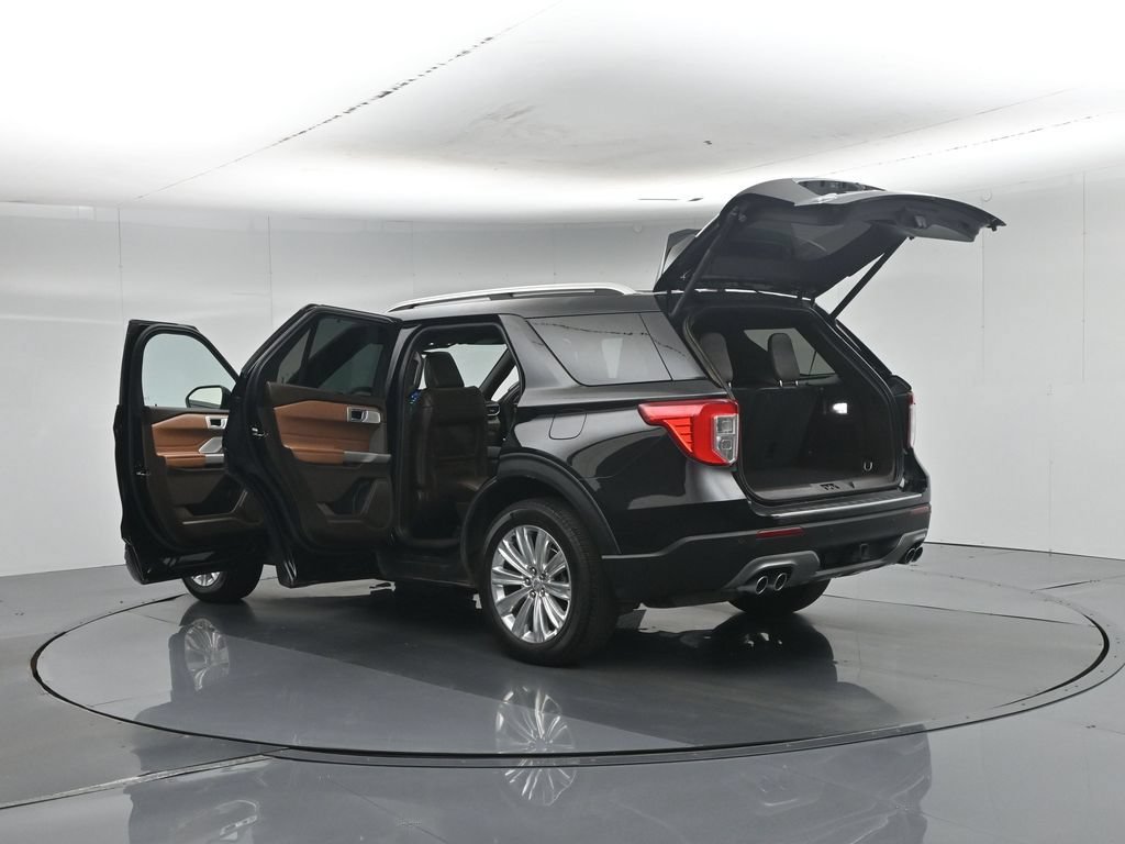 Certified 2023 Ford Explorer King Ranch w/ Technology Package AWD/4WD image 42