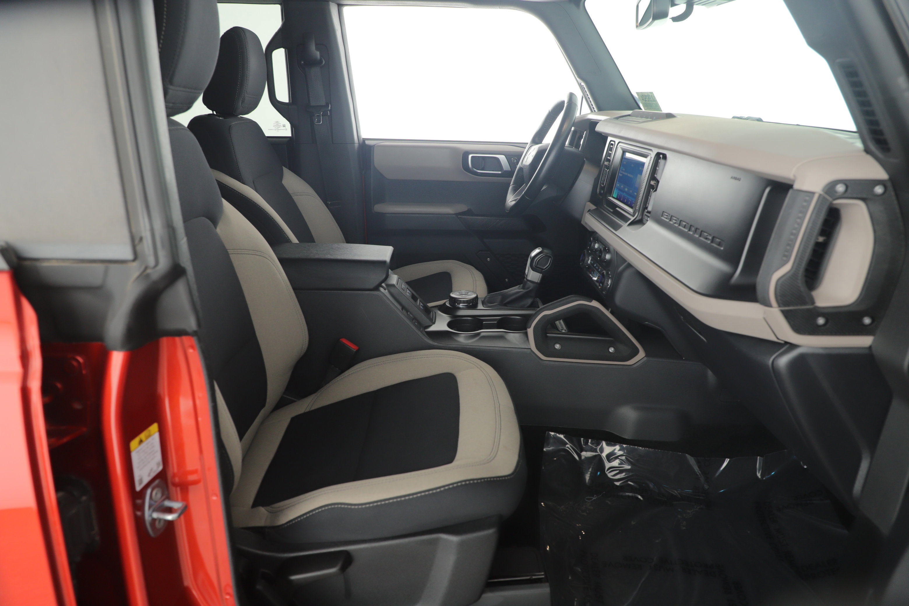 Certified 2023 Ford Bronco Big Bend w/ Sasquatch Package image 19