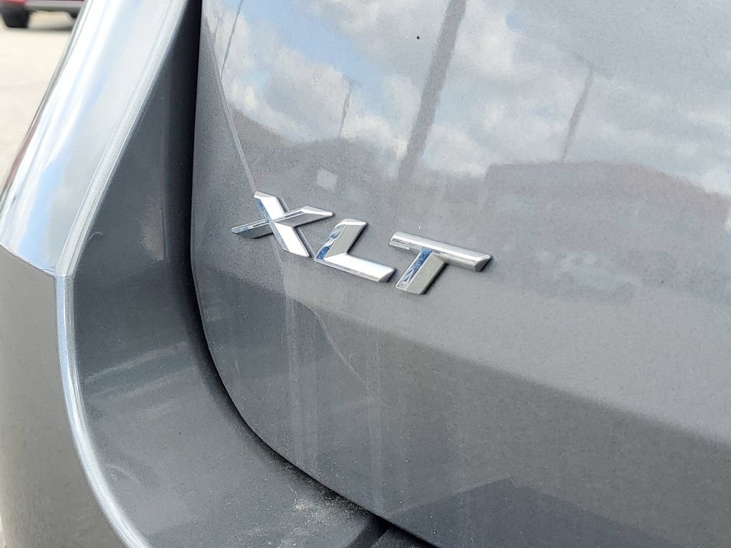 Certified 2024 Ford Explorer XLT w/ Equipment Group 202A AWD/4WD image 6