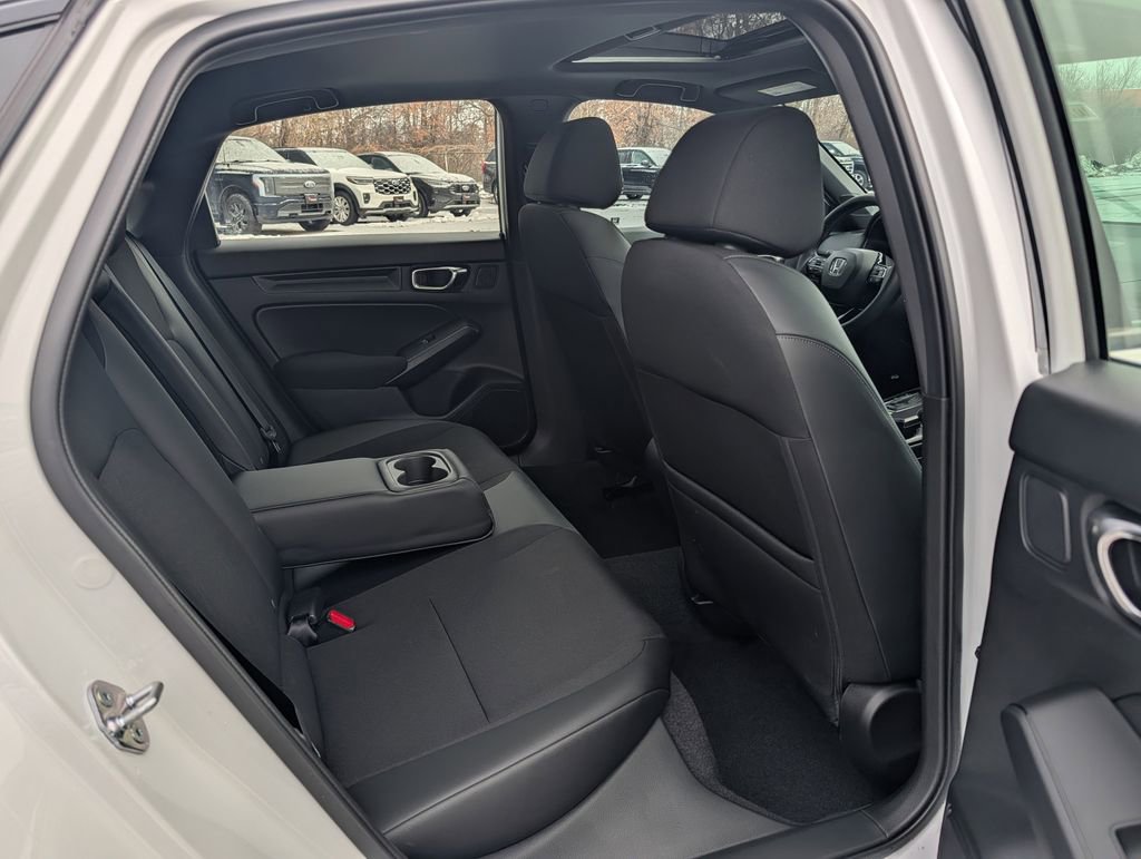 Used 2025 Honda Civic Sport image 9