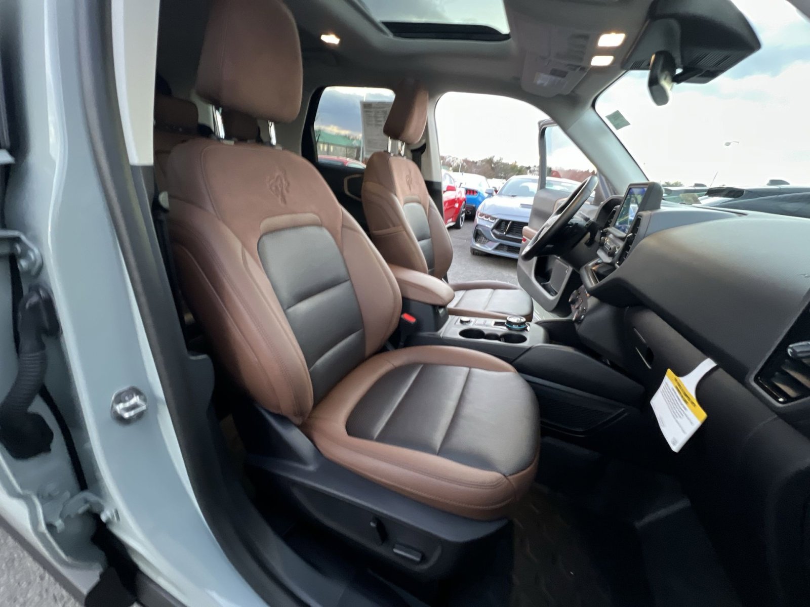 Certified 2024 Ford Bronco Sport Badlands w/ Premium Package image 27