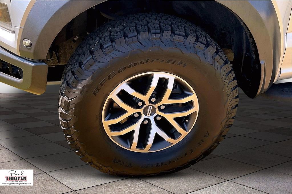 Certified 2018 Ford F150 Raptor w/ Equipment Group 802A Luxury AWD/4WD image 9