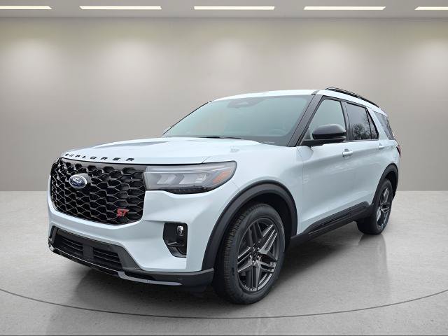 Certified 2026 Ford Explorer ST AWD/4WD image 3