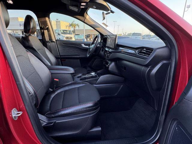 Certified 2024 Ford Escape ST-Line w/ Tech Pack #1 image 17