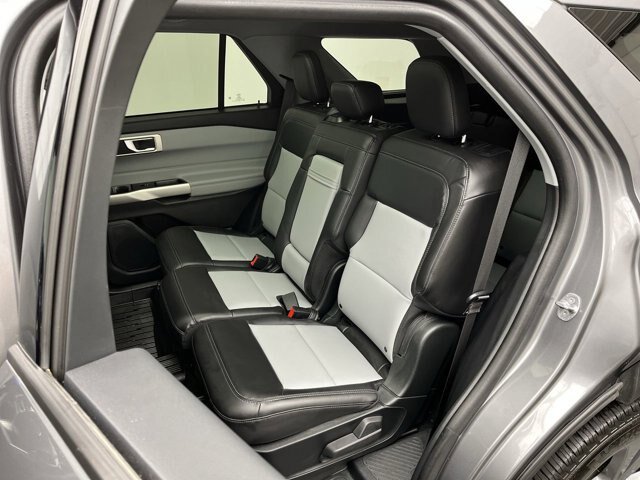 Certified 2023 Ford Explorer XLT w/ XLT Sport Appearance Package AWD/4WD image 14
