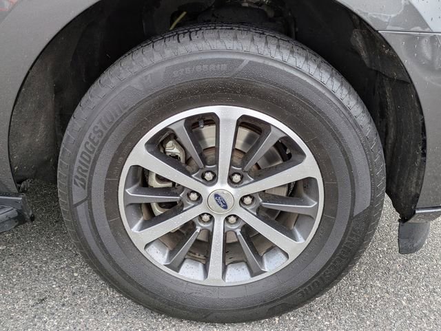 Certified 2020 Ford Expedition XLT image 10