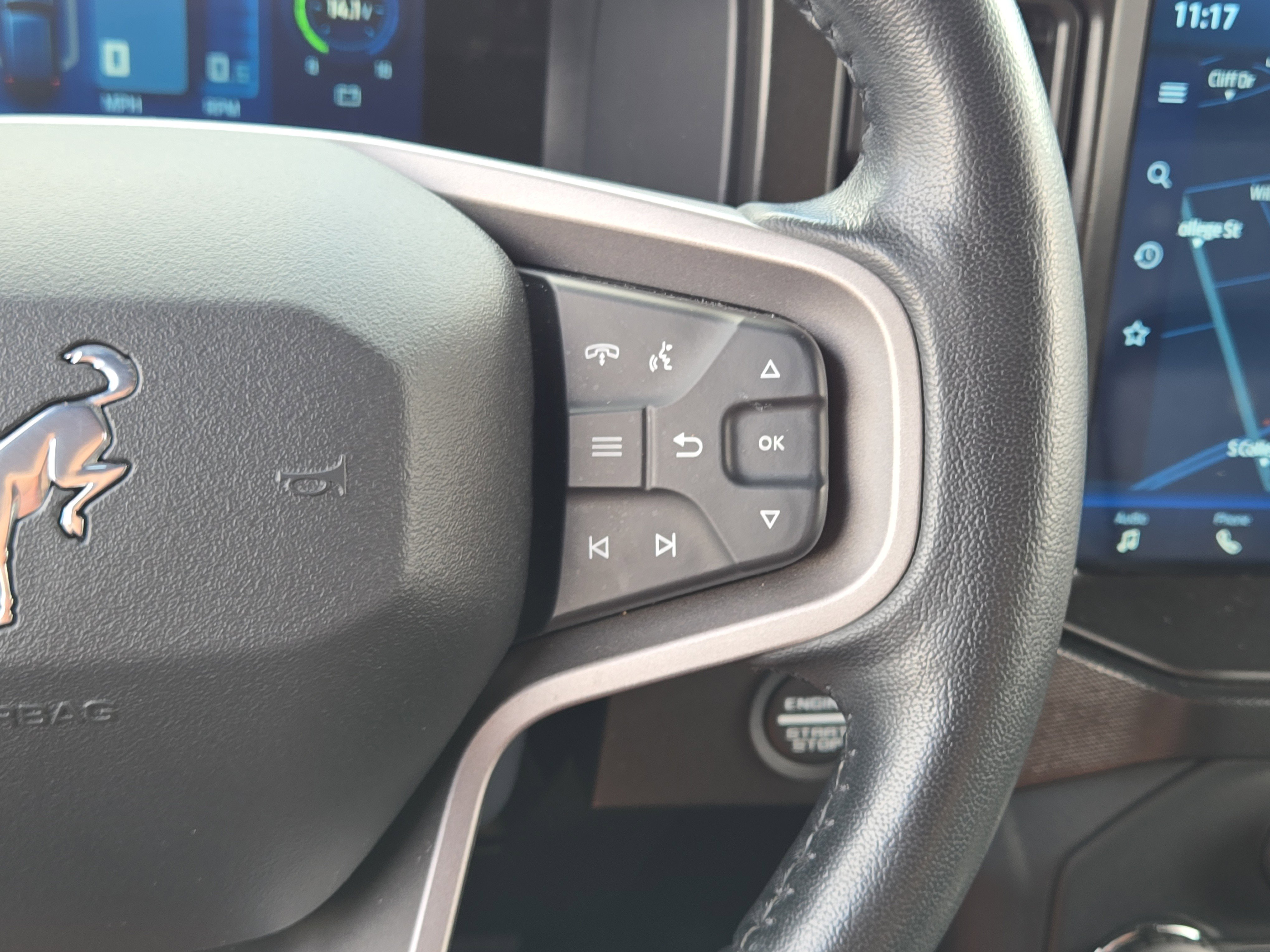 Certified 2021 Ford Bronco First Edition image 29