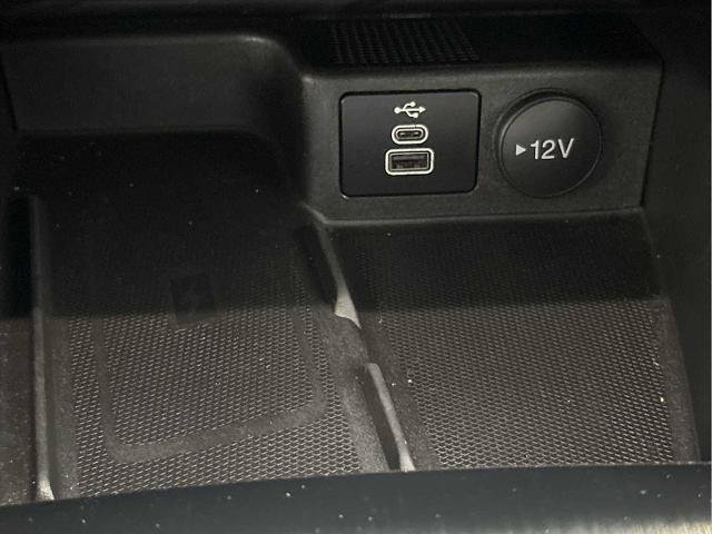 Certified 2024 Ford Escape Platinum AWD/4WD image 30