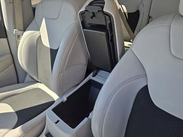 Used 2021 Jeep Cherokee Latitude Plus image 30