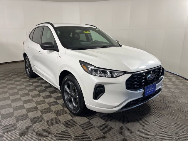 Certified 2024 Ford Escape ST-Line w/ Tech Pack #1 image 6