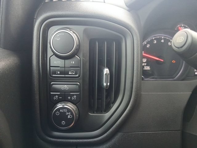 Used 2022 Chevrolet Silverado 1500 Custom w/ LPO, Dark Essentials Package AWD/4WD image 11
