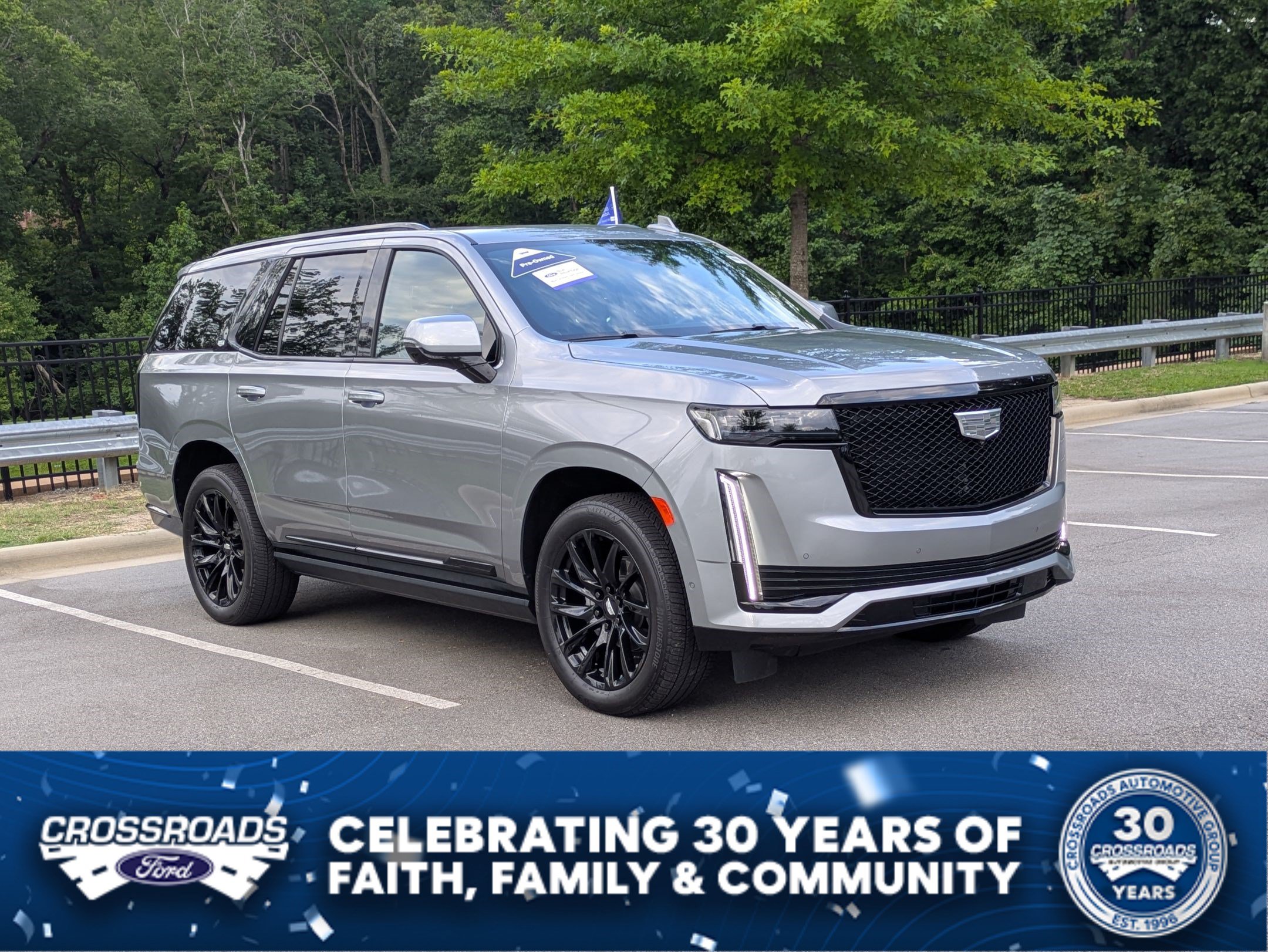 Used 2024 Cadillac Escalade Sport w/ LPO, ONYX Package AWD/4WD image 1