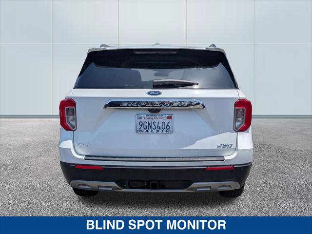 Certified 2023 Ford Explorer XLT w/ Equipment Group 202A AWD/4WD image 4