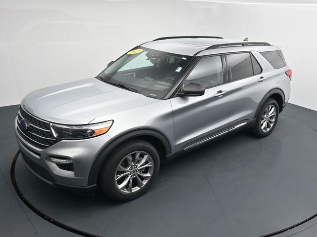 Certified 2022 Ford Explorer XLT w/ Equipment Group 202A AWD/4WD image 26