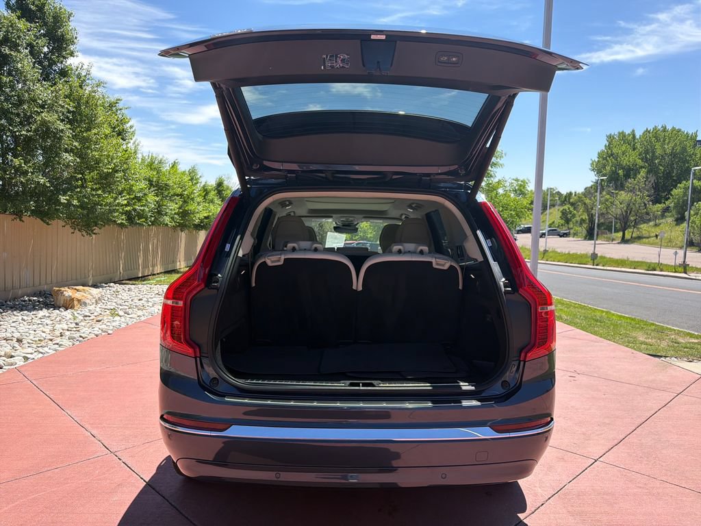 Used 2023 Volvo XC90 T8 Ultimate w/ Lounge Package AWD/4WD image 29