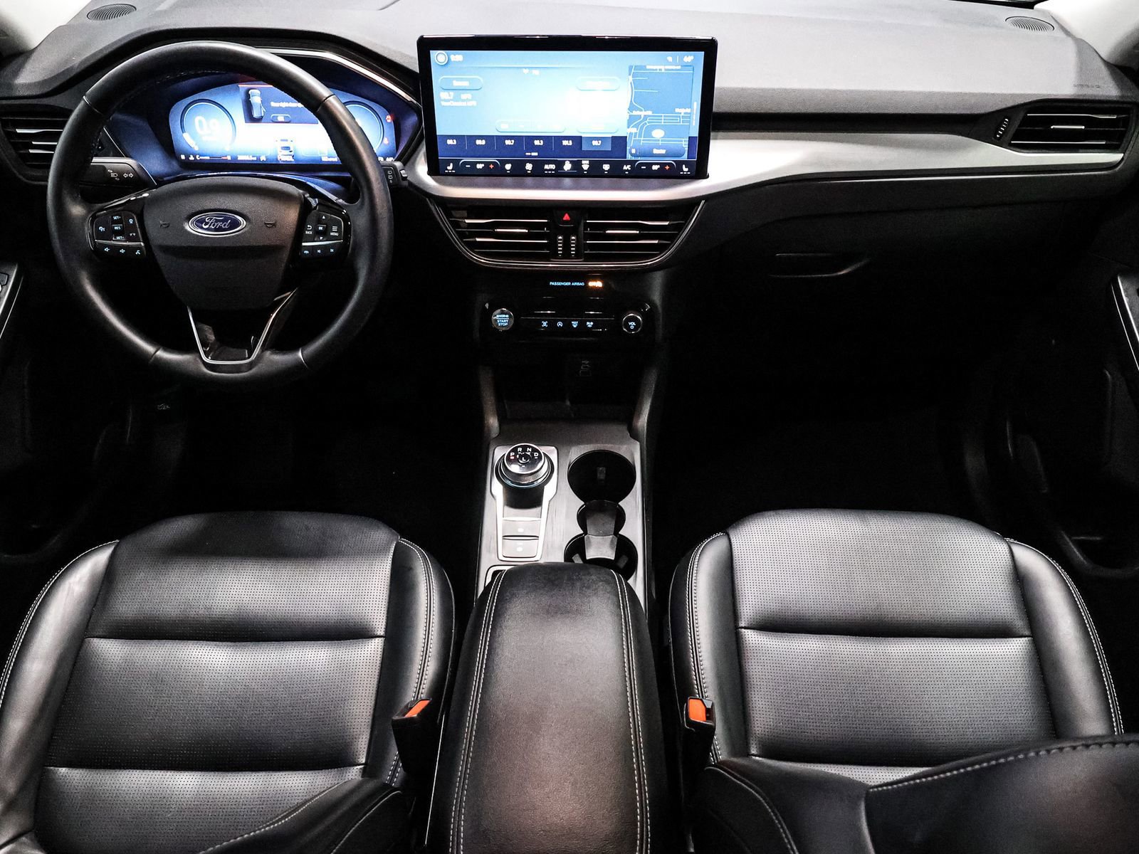 Certified 2025 Ford Escape Platinum AWD/4WD image 23