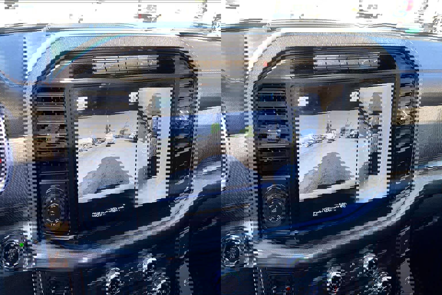 Certified 2021 Ford F150 Platinum w/ Equipment Group 701A High image 24