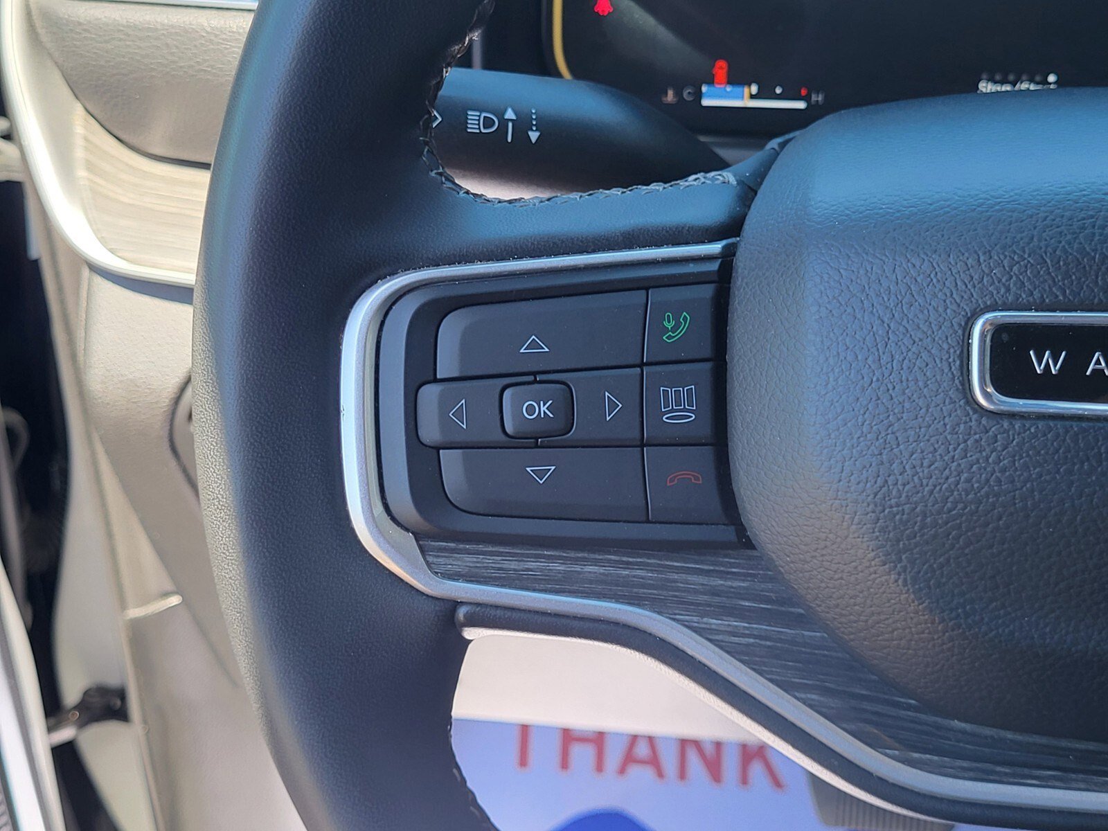 Used 2024 Jeep Wagoneer L Series II w/ Flexible Seating Group image 27