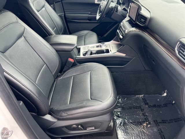 Certified 2020 Ford Explorer Limited RWD image 15