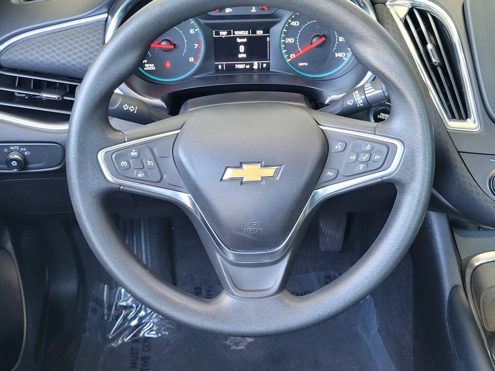 Used 2018 Chevrolet Malibu LT FWD image 12