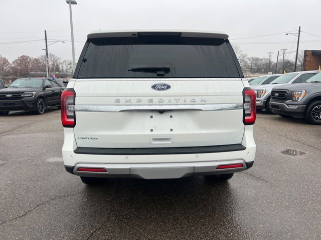 Certified 2023 Ford Expedition Limited image 5