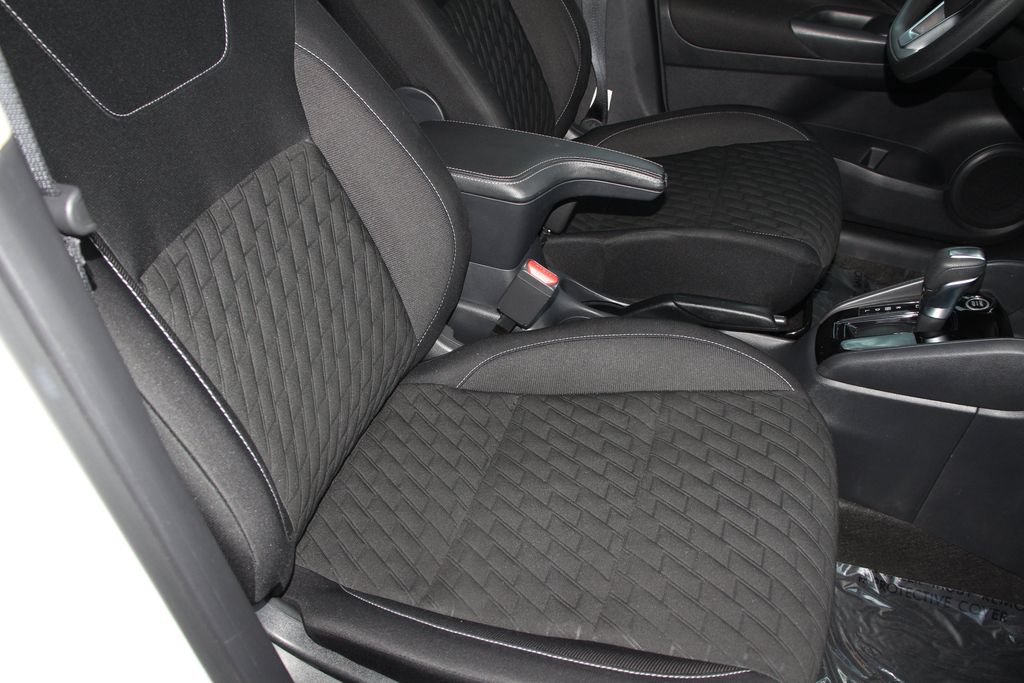 Used 2022 Nissan Kicks S FWD image 28