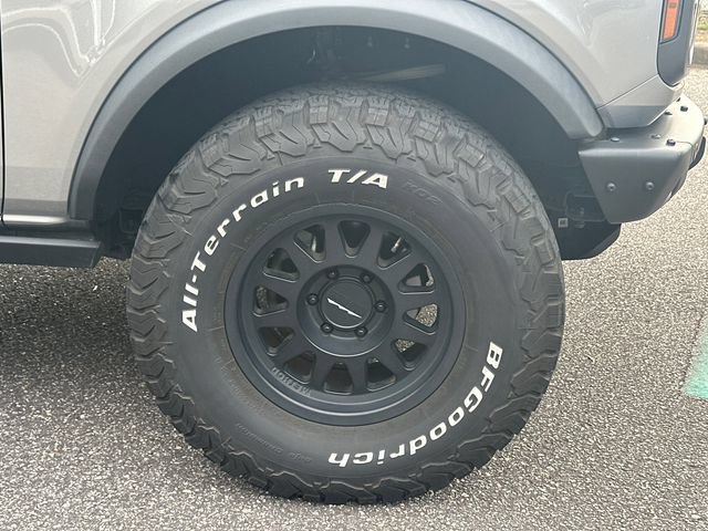 Certified 2022 Ford Bronco Badlands w/ Sasquatch Package AWD/4WD image 15