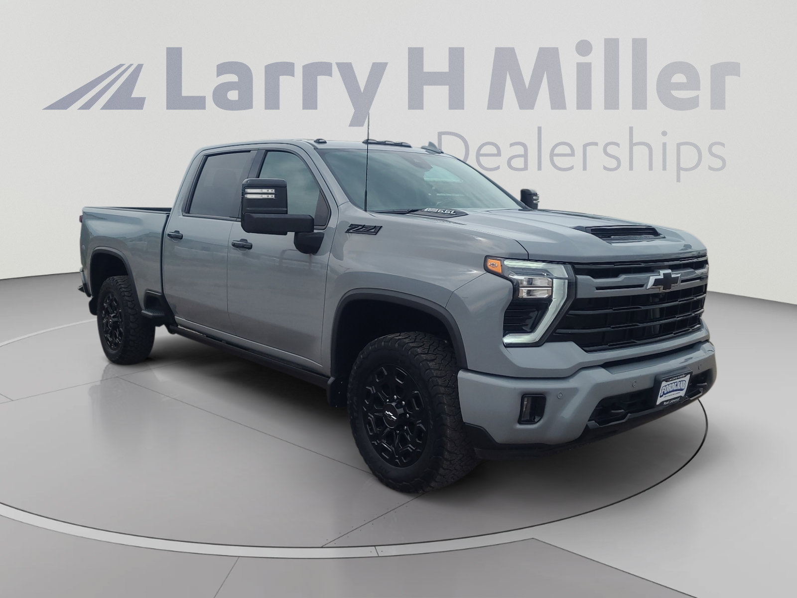 Used 2024 Chevrolet Silverado 2500 LTZ w/ LTZ Plus Package AWD/4WD image 7