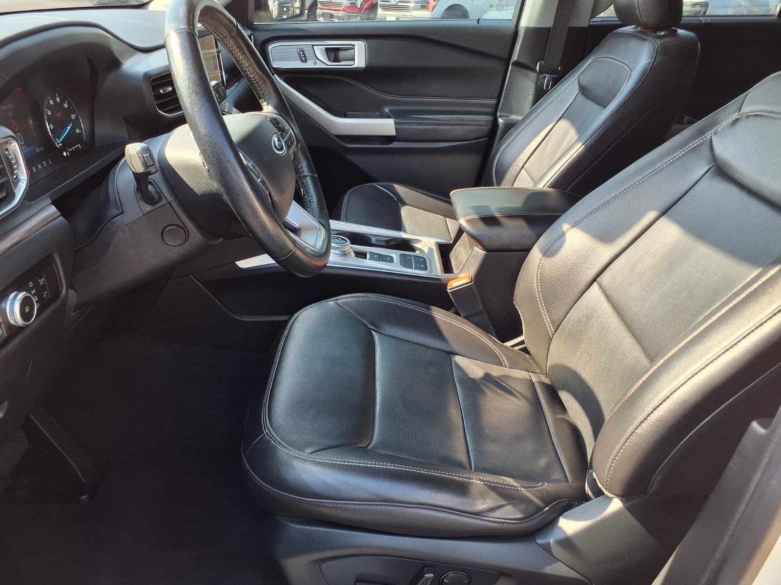 Certified 2023 Ford Explorer Limited w/ Hybrid Equipment Group 310A RWD image 14